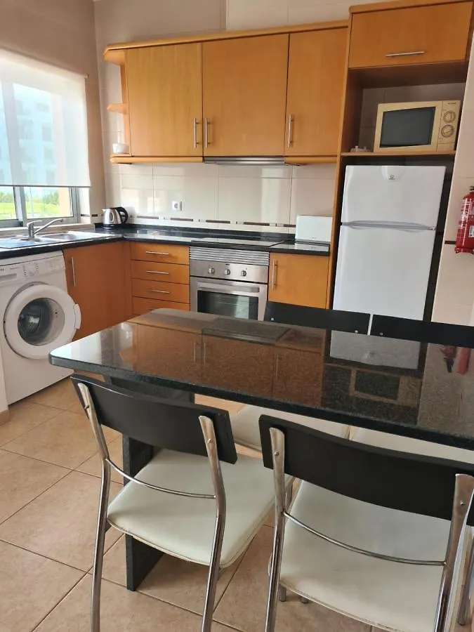 Apartamento - 2 A 4 Pessoas- Piscina Olhos de Αgua Διαμέρισμα